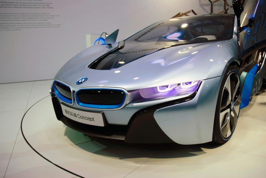  BMW i8 Concept 2011 года  (фото 24 из 123)